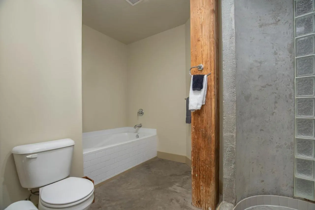 Frontdesk Bright 1 Bedroom Apt Near The Gateway Arch Saint Louis 0*,  United States